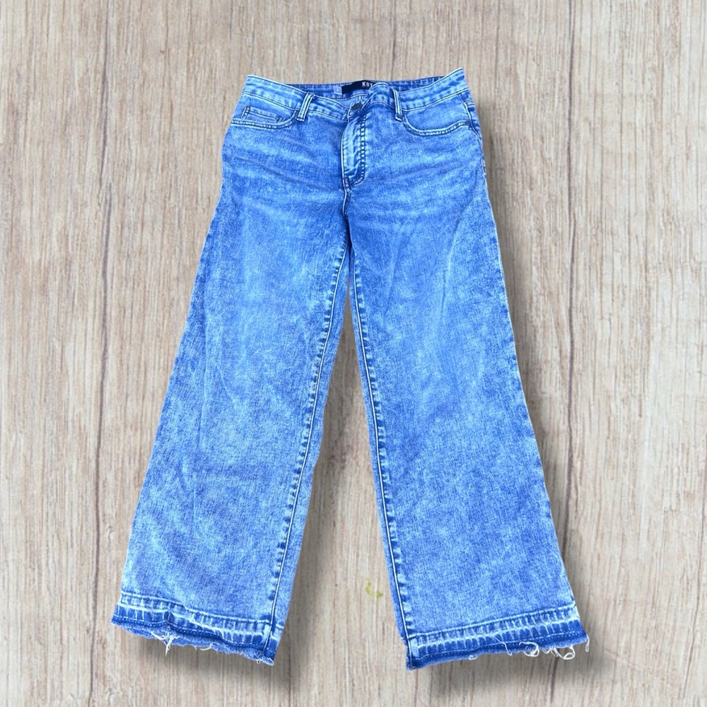 Kut from the Kloth Vintage-Inspired acid wash straight-Leg Women’s Jeans